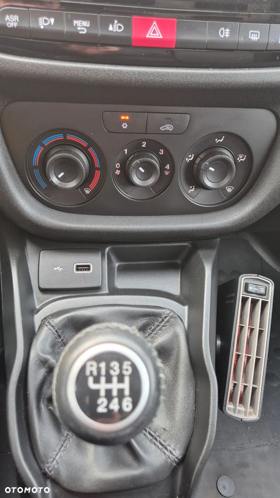 Fiat DOBLO MAXI - 33