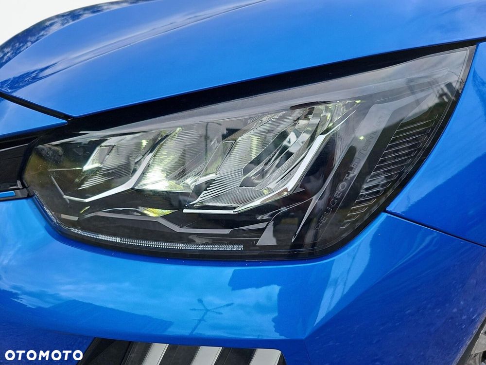 Peugeot 208 - 10