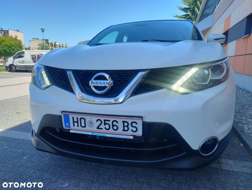 Nissan Qashqai 1.2 DIG-T Xtronic N-Vision - 30