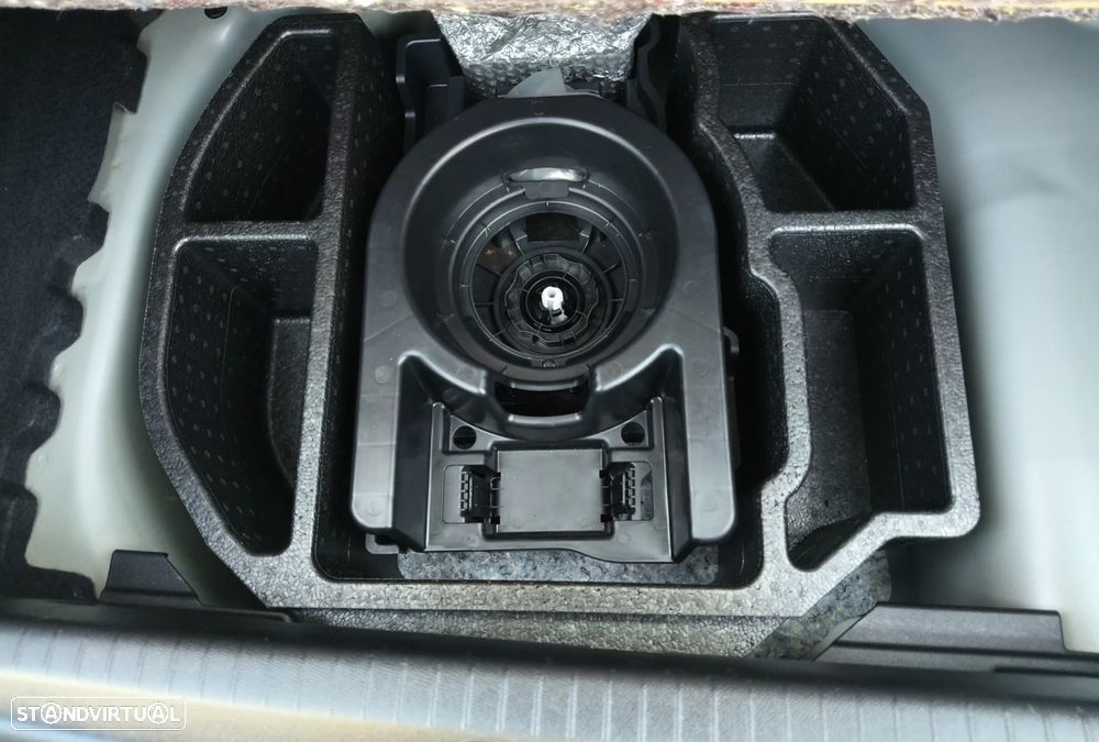 Peugeot 208 1.2 PureTech Active - 25