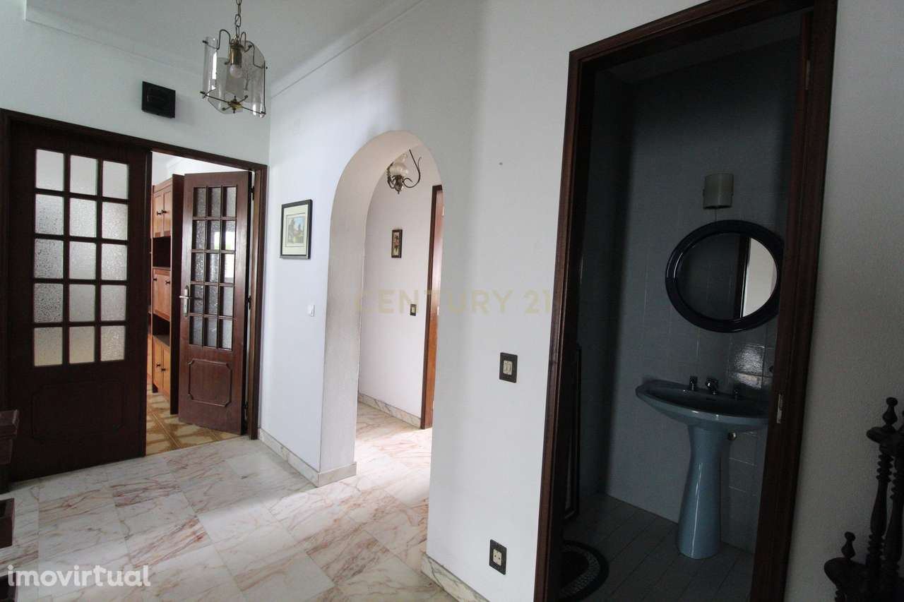 Moradia com seis quartos - Leiria - Grande imagem: 2/24