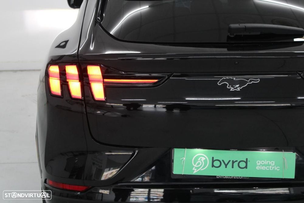 Ford Mustang Mach-E Alargada AWD - 7