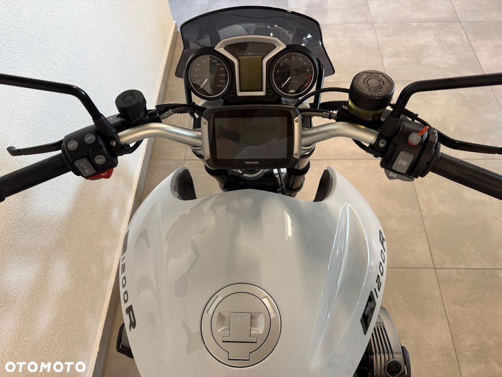 BMW R - 9