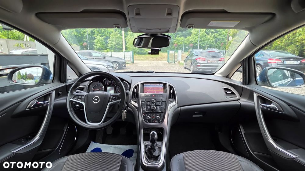 Opel Astra 1.4 T Cosmo - 5