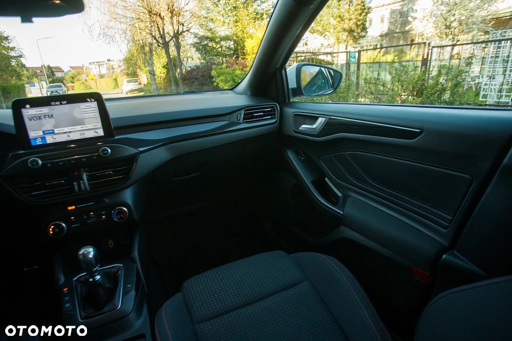 Ford Focus 1.5 EcoBlue ST-Line Business - 30