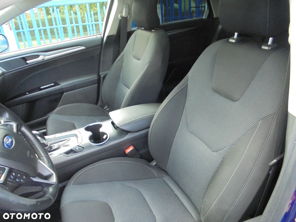 Ford Mondeo 2.0 TDCi Titanium PowerShift - 6