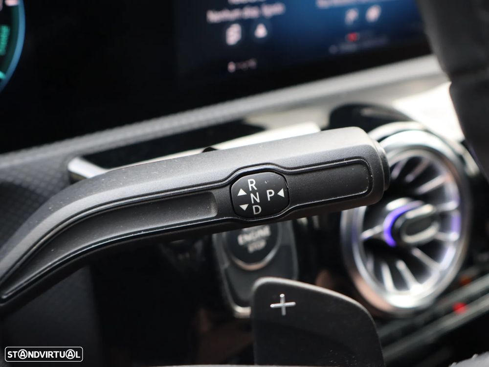 Mercedes-Benz CLA 250 e Shooting Brake Progressive - 16