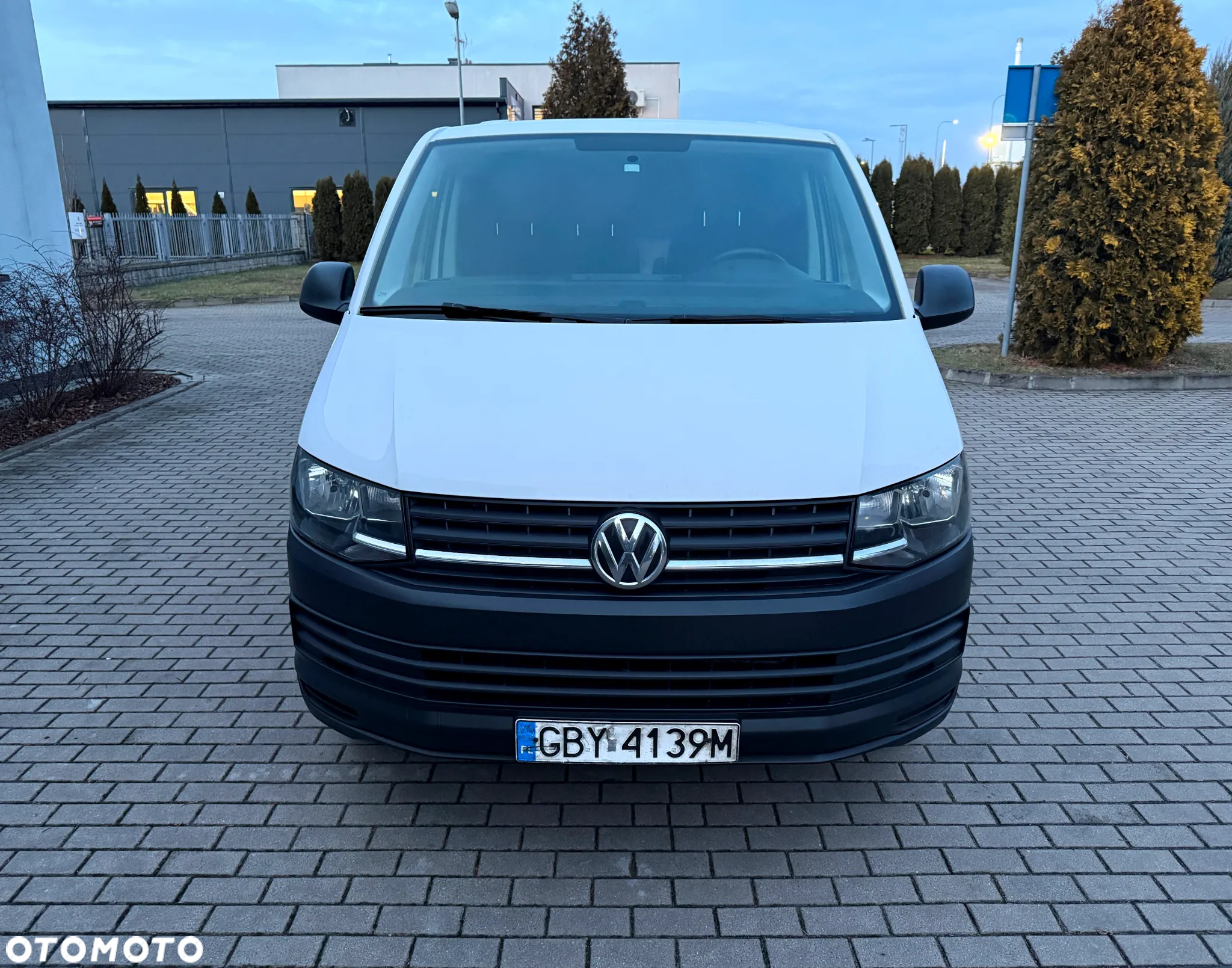 Volkswagen Transporter - 10