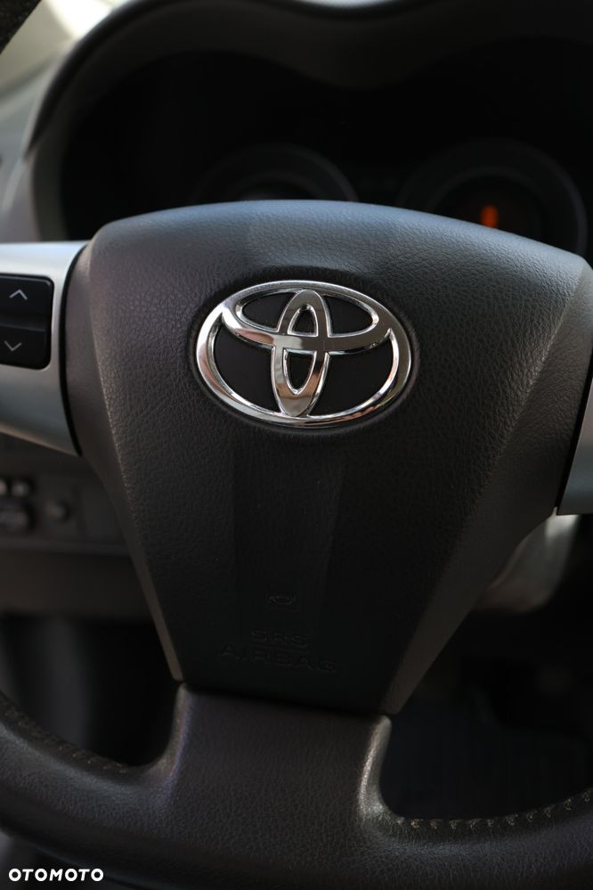 Toyota Auris 1.33 VVT-i Life - 26