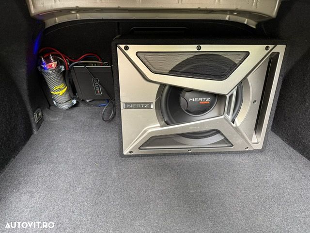 Volkswagen Passat CC - 8