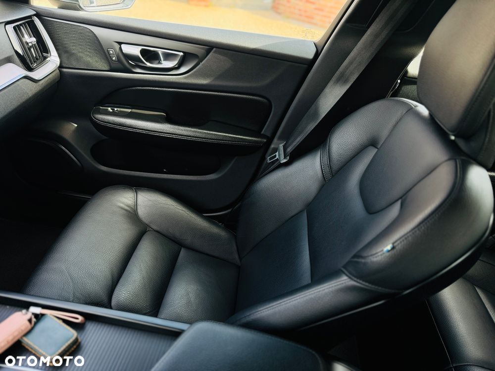 Volvo V60 D3 Momentum Pro - 7
