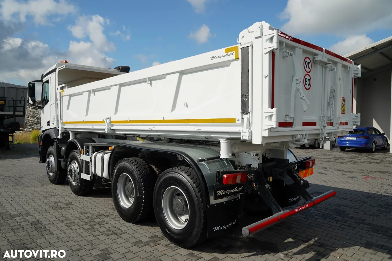 Mercedes-Benz AROCS 3243 / 8x4 / BASCULĂ DUBLU 6,2 M / BASCULĂ HIDRODOXICĂ / EURO 6 / IMPORTAT - 14