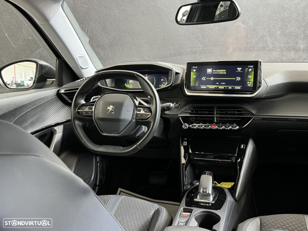 Peugeot 2008 1.2 PureTech Allure Pack EAT8 - 3