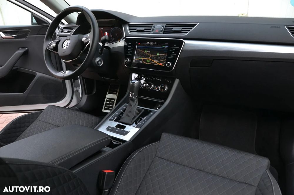 Skoda Superb 2.0 TDI DSG Premium Edition - 7