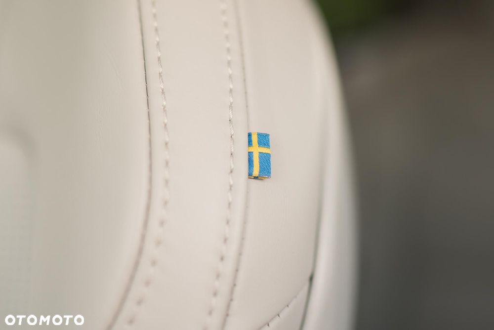 Volvo XC 60 B4 D AWD Inscription - 31