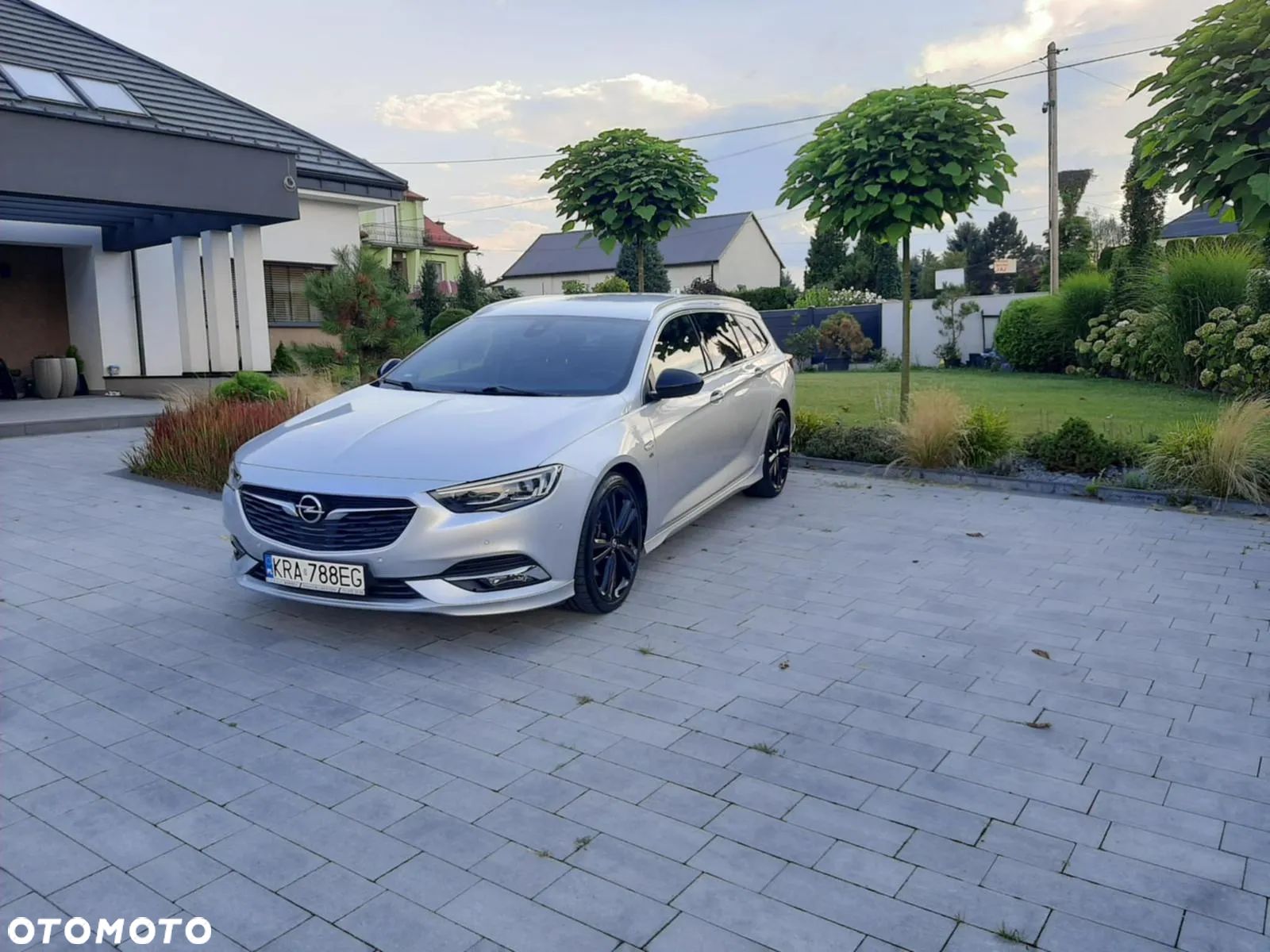 Opel Insignia Sports Tourer 2.0 Diesel Ultimate Exclusive - 1