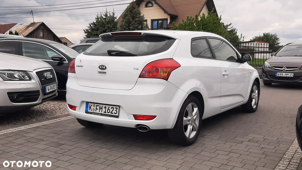 Kia ProCeed - 1