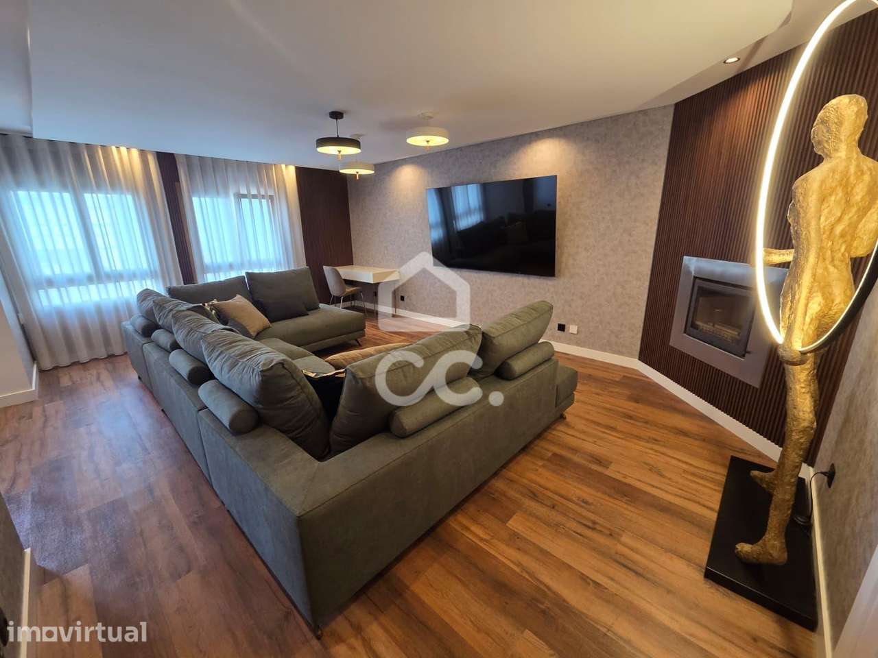 Apartamento T1 na Venda do Pinheiro com Garagem, Elevador e AC - Grande imagem: 5/34