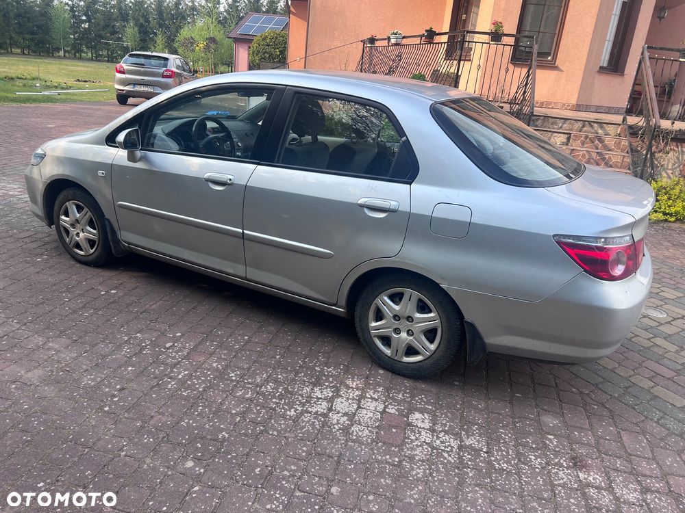 Honda City 1.4 Comfort - 3