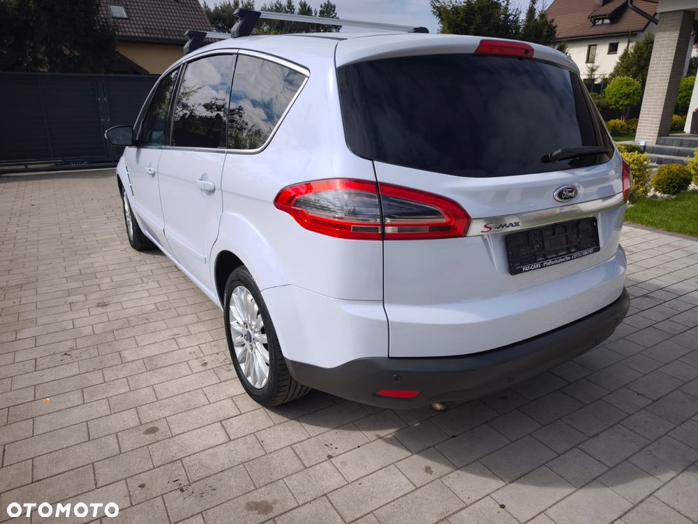 Ford S-Max 2.0 TDCi DPF Titanium X - 13