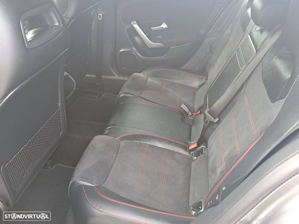 Mercedes-Benz CLA 180 d Shooting Brake AMG Line Aut. - 9
