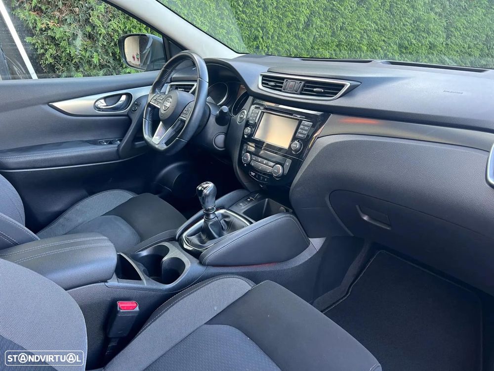 Nissan Qashqai 1.5 dCi N-Connecta J18+Led - 12