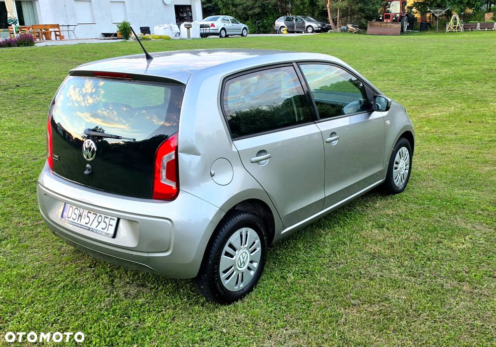 Volkswagen up! 1.0 high Perfectline - 29