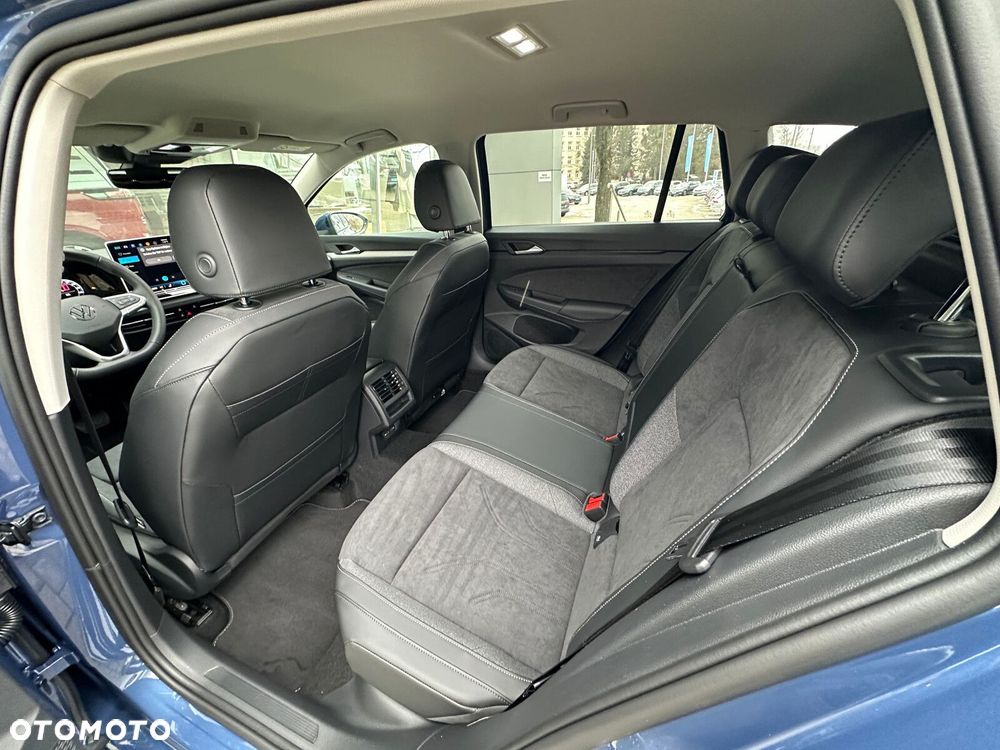 Volkswagen Golf Variant - 23