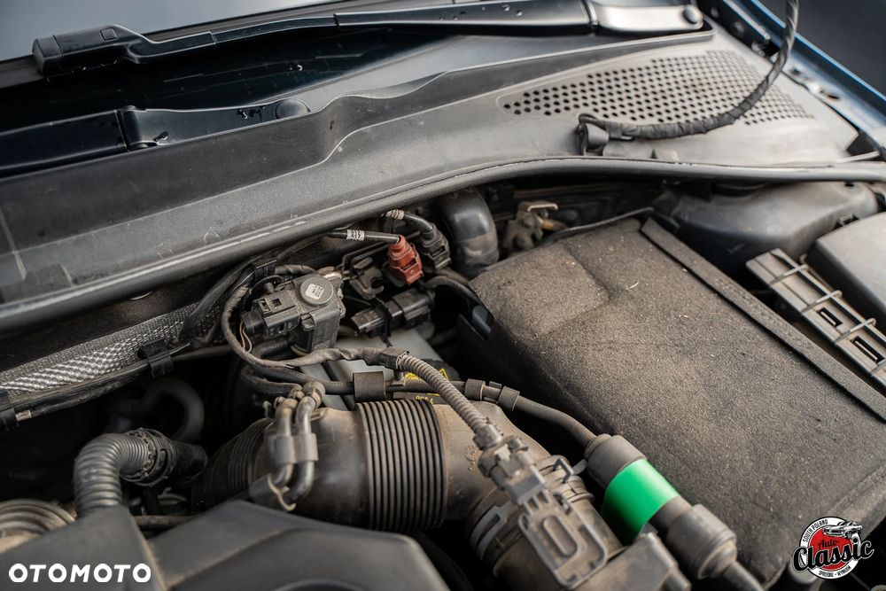 Volkswagen Golf - 18