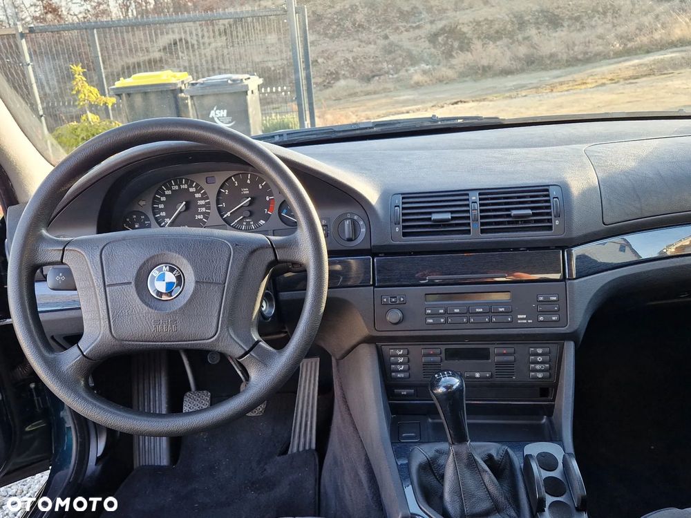 BMW Seria 5 - 11