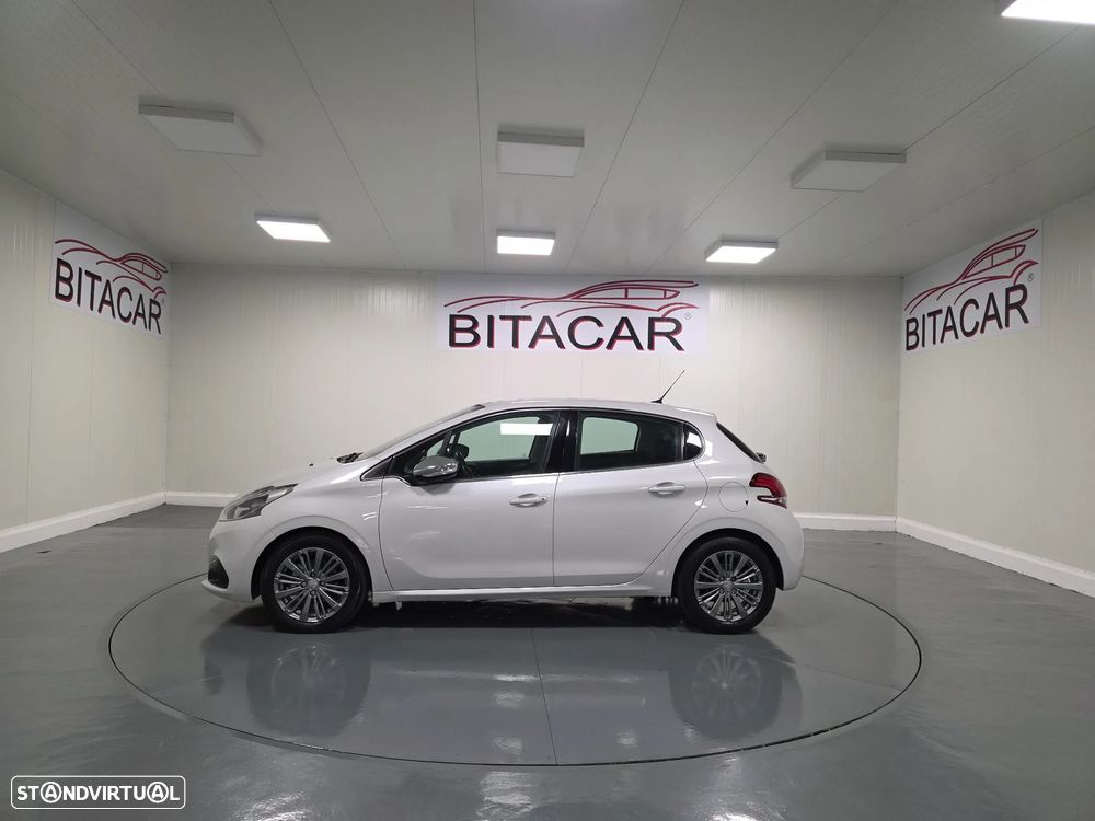 Peugeot 208 1.6 BlueHDi Allure - 9