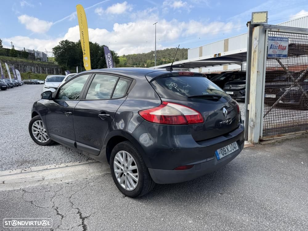 Renault Mégane 1.5 dCi Limited SS - 6