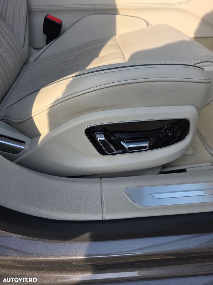 Audi A8 L 60 TFSI e quattro tiptronic - 15