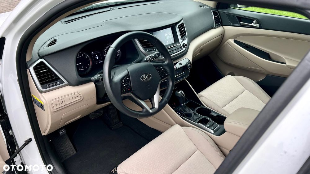 Hyundai Tucson - 12