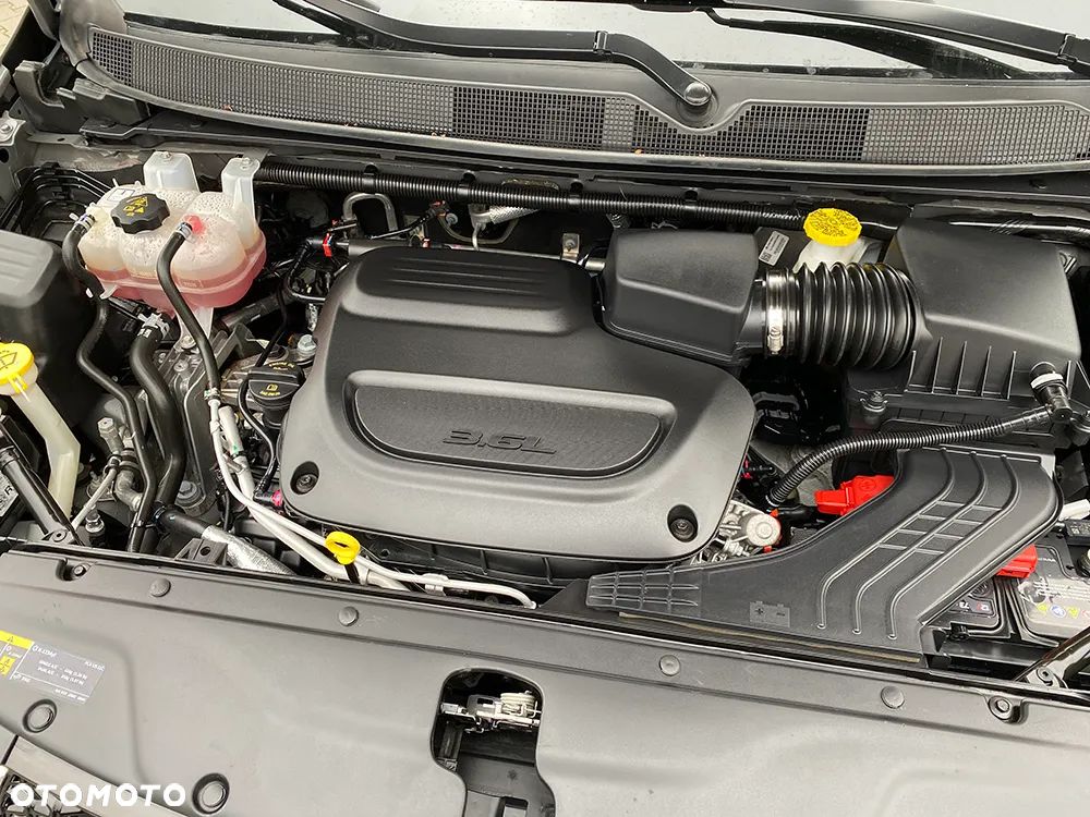 Chrysler Pacifica - 7