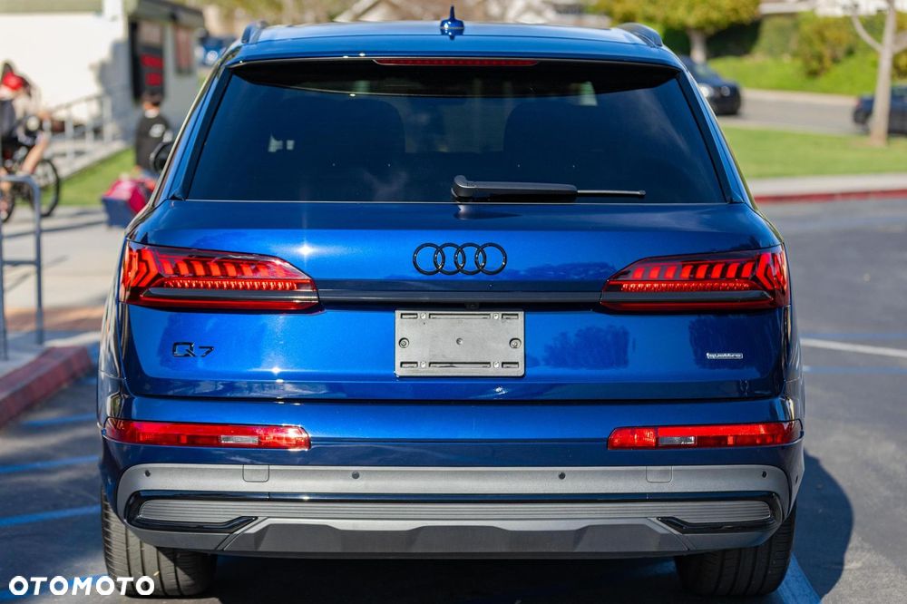 Audi Q7 - 12