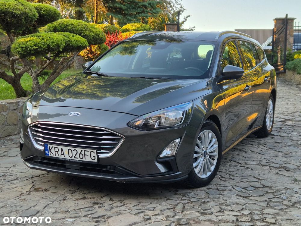 Ford Focus 1.5 EcoBlue Start-Stopp-System TITANIUM DESIGN - 9