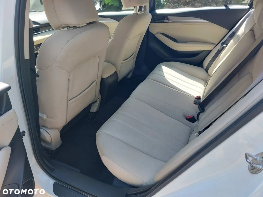 Mazda 6 - 12