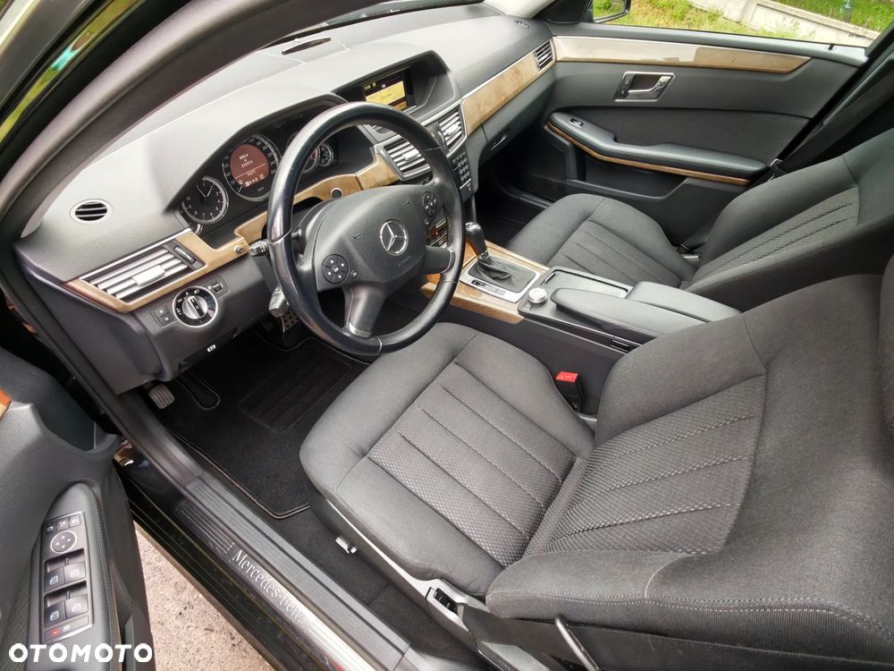 Mercedes-Benz Klasa E - 3