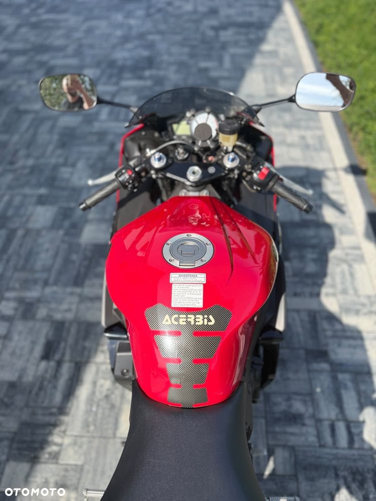 Yamaha YZF - 8