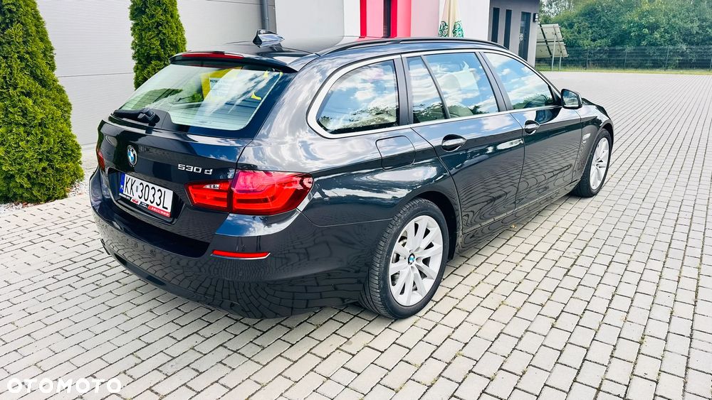 BMW Seria 5 530d xDrive - 6