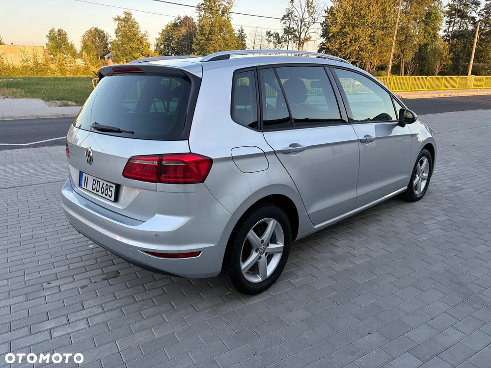 Volkswagen Golf 1.6 TDI BlueMotion Technology Lounge - 6