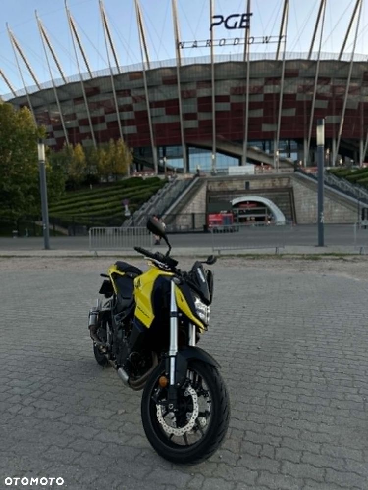 Honda CB - 2
