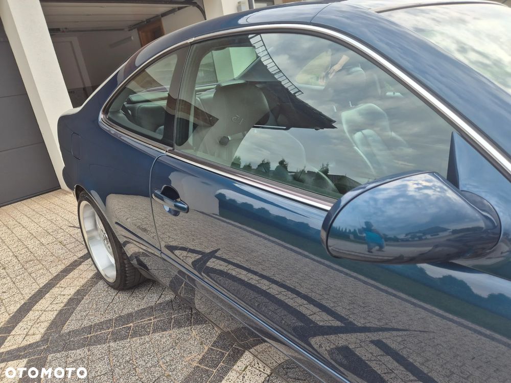 Mercedes-Benz CLK 320 - 18