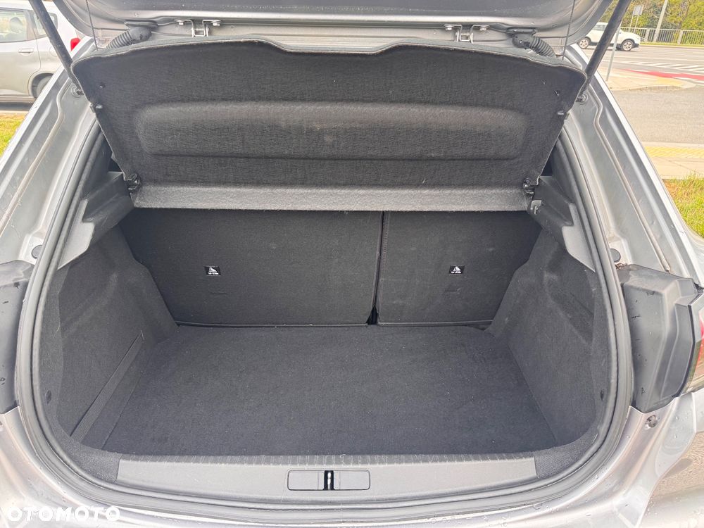 Peugeot 208 PureTech 100 EAT8 Allure Pack - 28