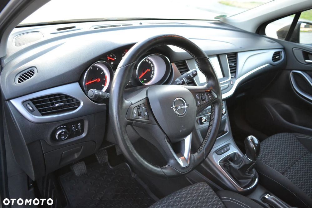Opel Astra - 31
