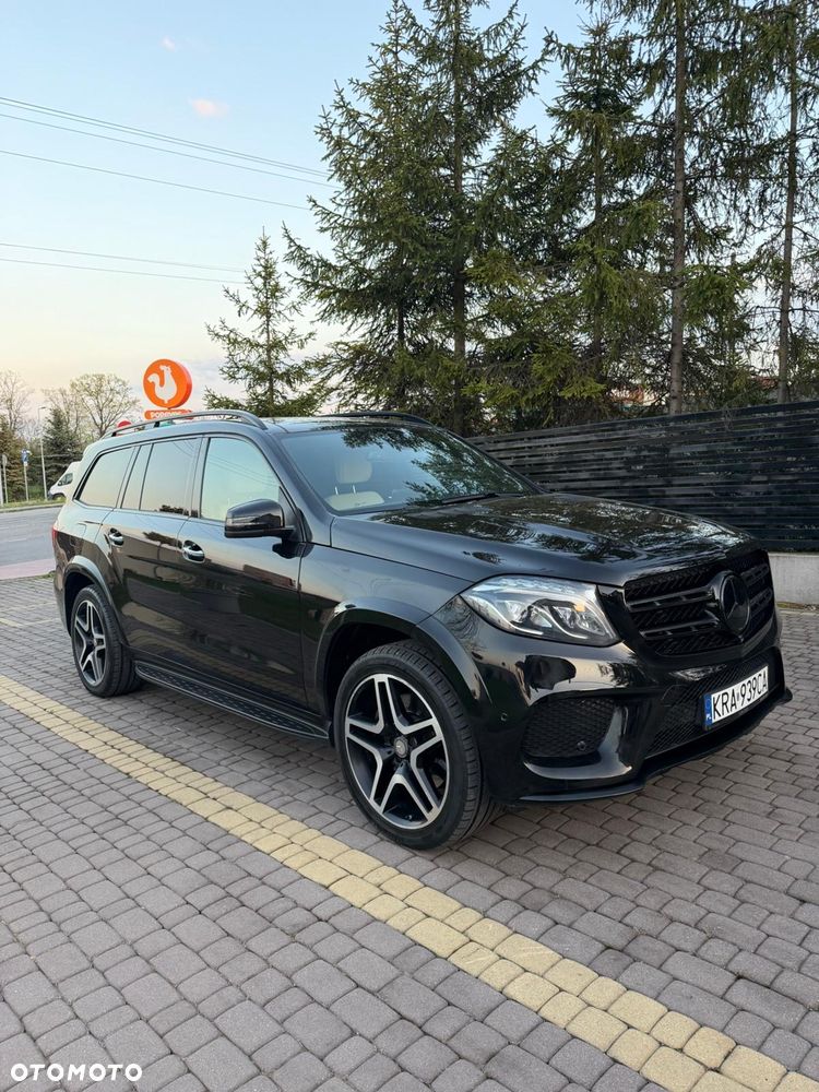 Mercedes-Benz GLS 350 d 4-Matic - 3