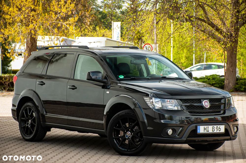 Fiat Freemont 2.0 Multijet Black Code AWD - 3