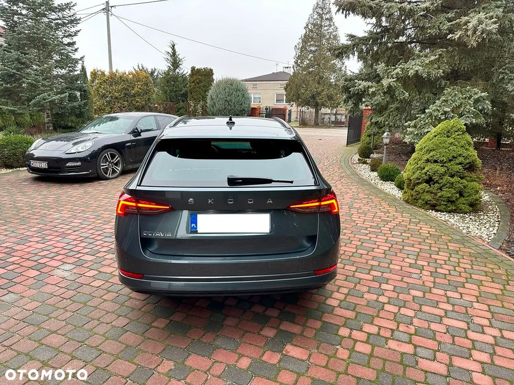 Skoda Octavia 2.0 TDI Ambition - 10