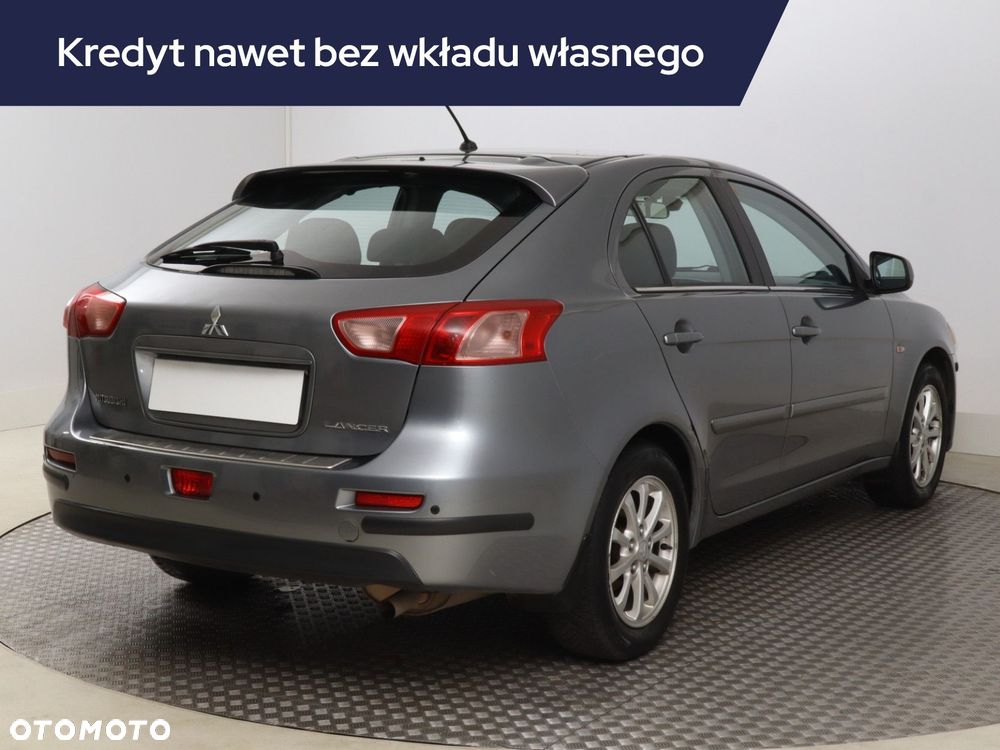 Mitsubishi Lancer - 7